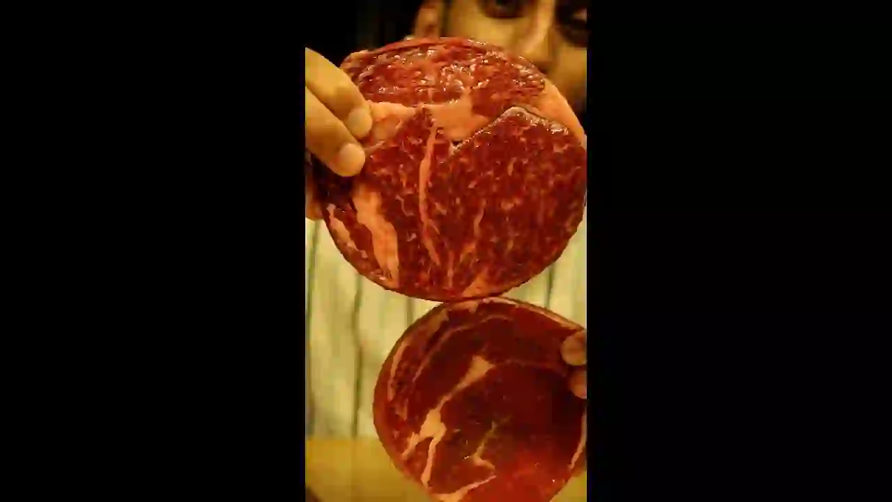 Wagyu Steak vs. Regular Steak (BLINDFOLDED)
